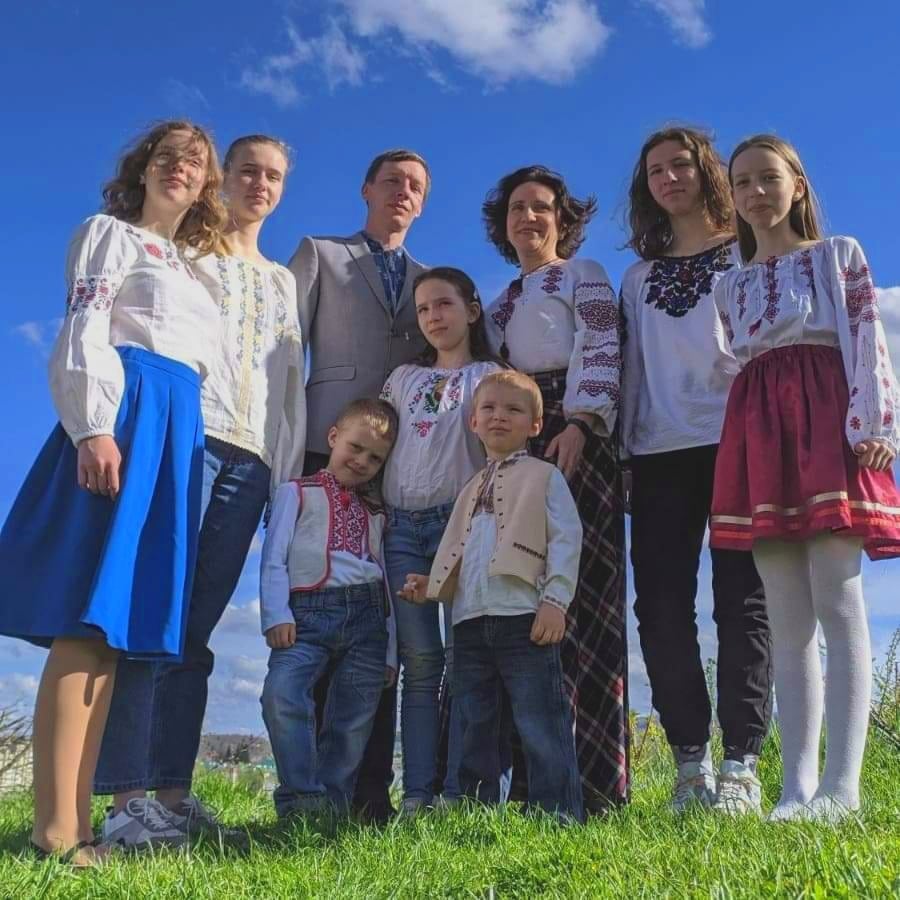 «Солодкий» закордон або ГОЛА ПРАВДА про життя українських біженців в Європі