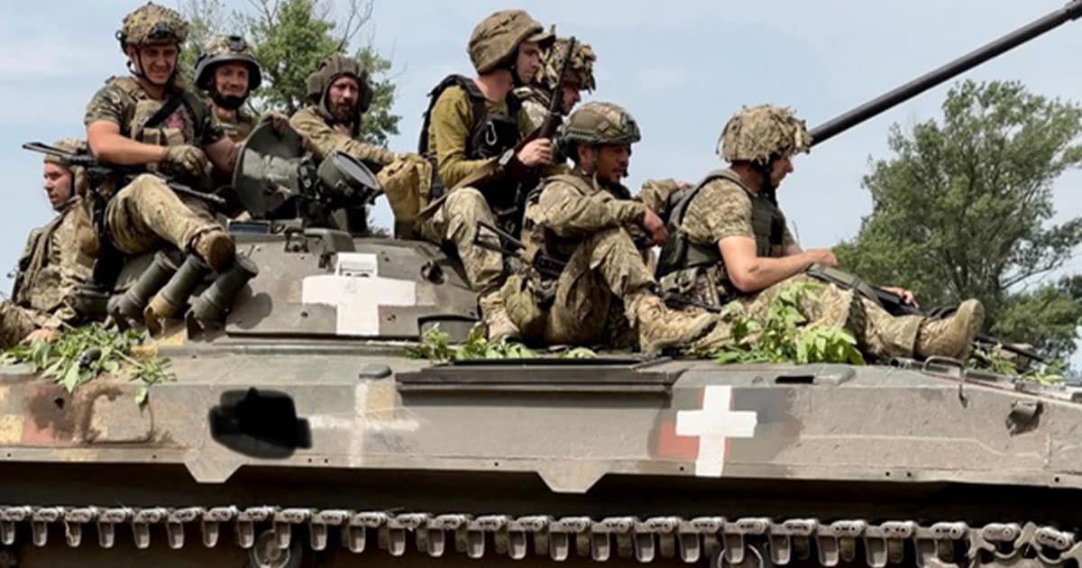 Воєнний стан в Україні