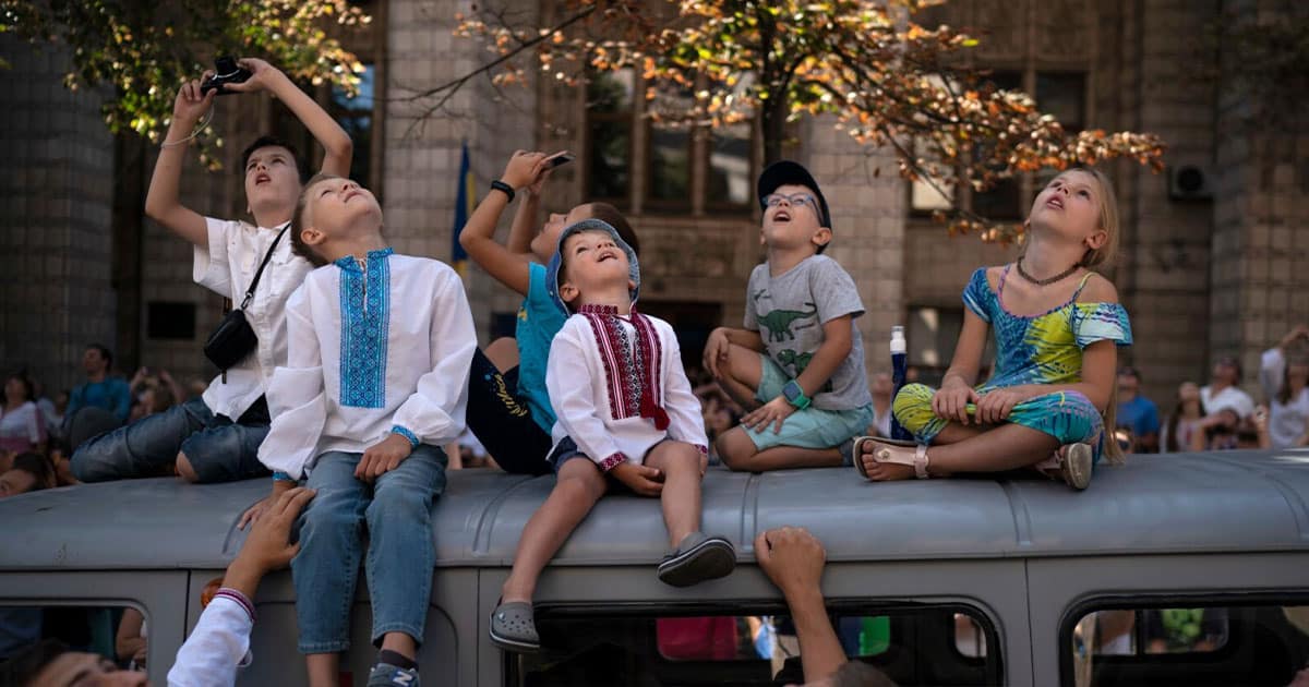 усиновлення дітей в Україні