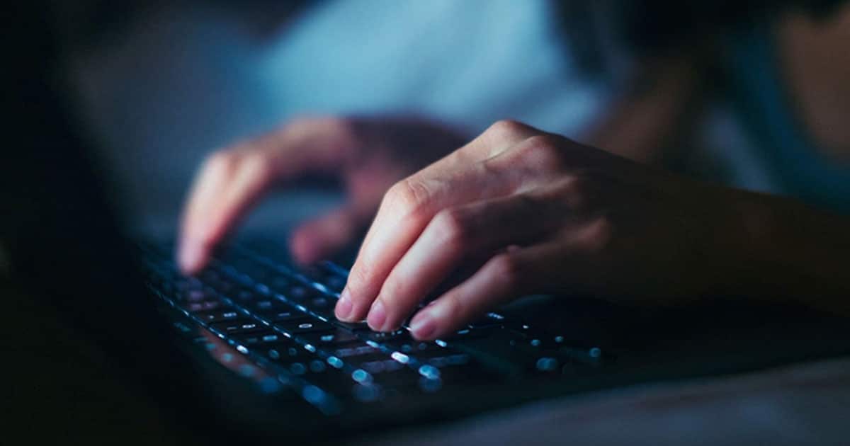 Штучний інтелект і сексуальне насильство