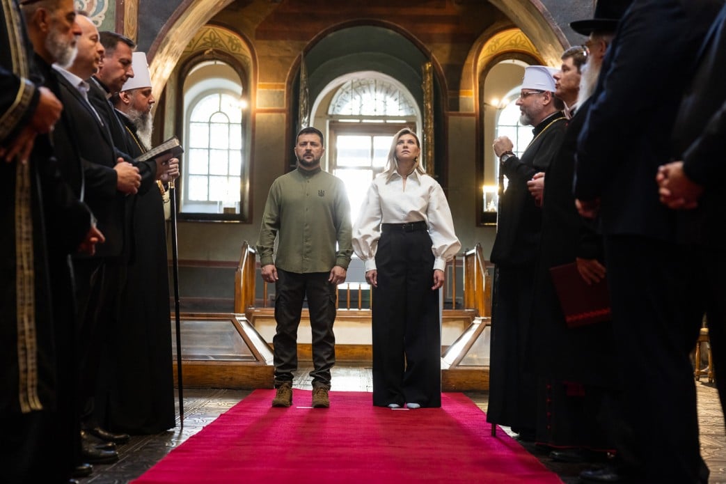 Володимир Зеленський приєднався до молитви за Україну в Софії Київській