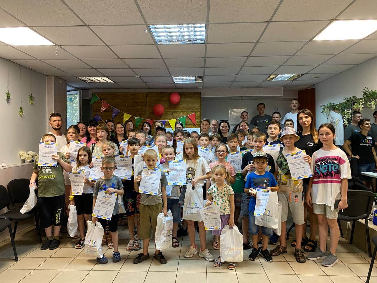 “Життя - це цінність”: в Запоріжжі проходять дитячі клуби (відгуки)