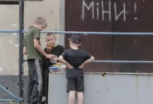 діти-сироти