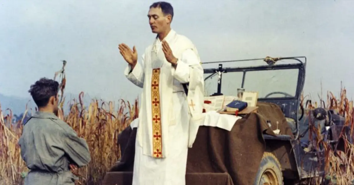 фільм про військового капелана