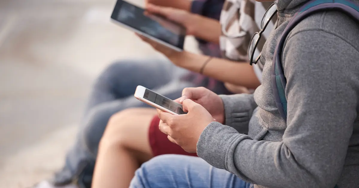 відмова від російськомовного контенту