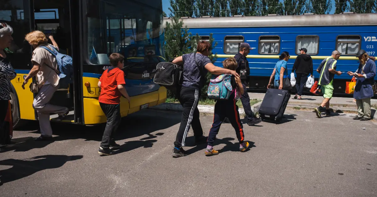 Внутрішні переселенці Україна