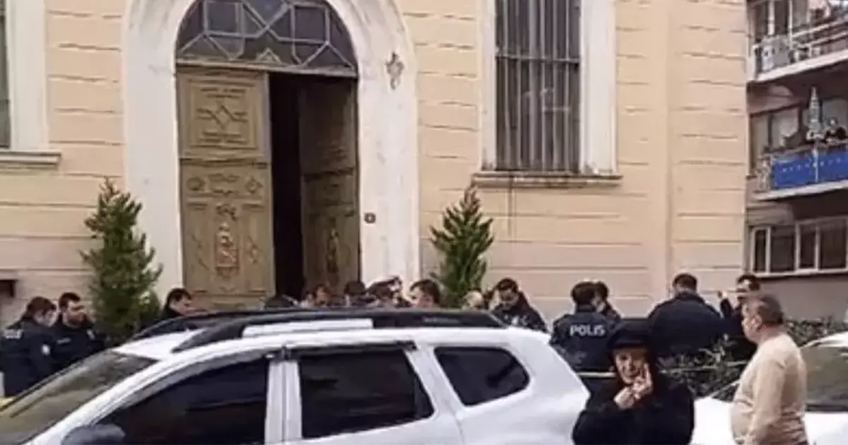 Напад на церкву в Стамбулі