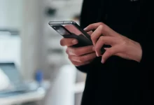 самозаспокоєння через соціальні мережі