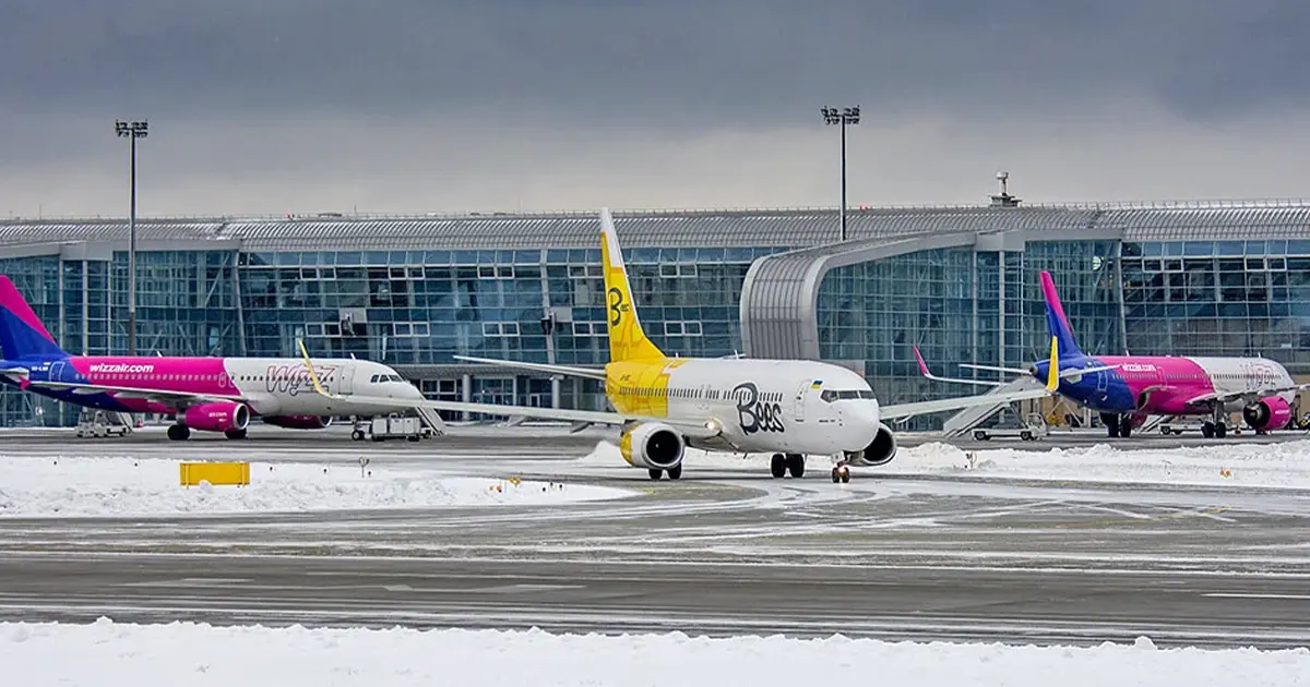 Відновлення авіасполучення України