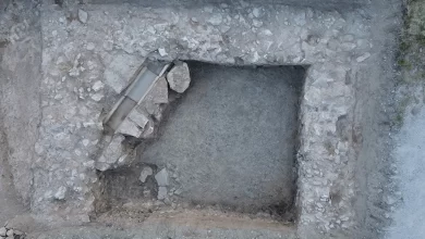 Фотографія Дугласа Боїна, що зображує храм імператорського культу в Спелло