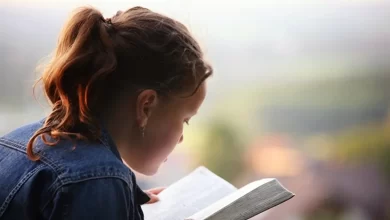 Молодь відходить від віри