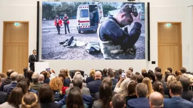 Віктор Ляшко говорить на конференції про ментальне здоров'я