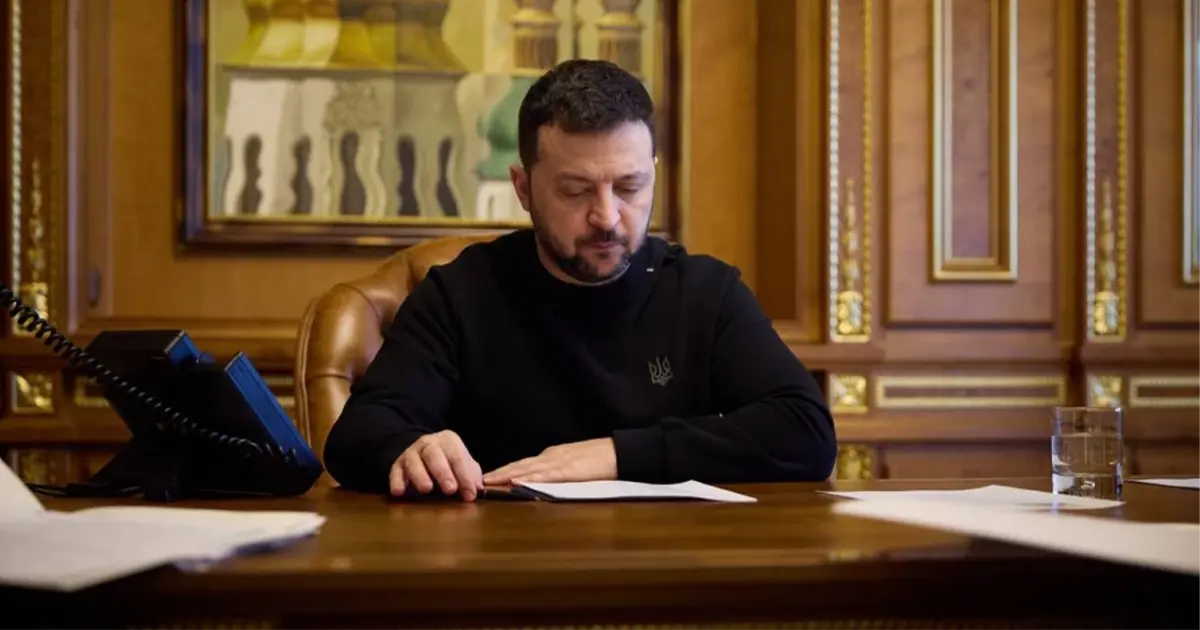 продовження воєнного стану в Україні