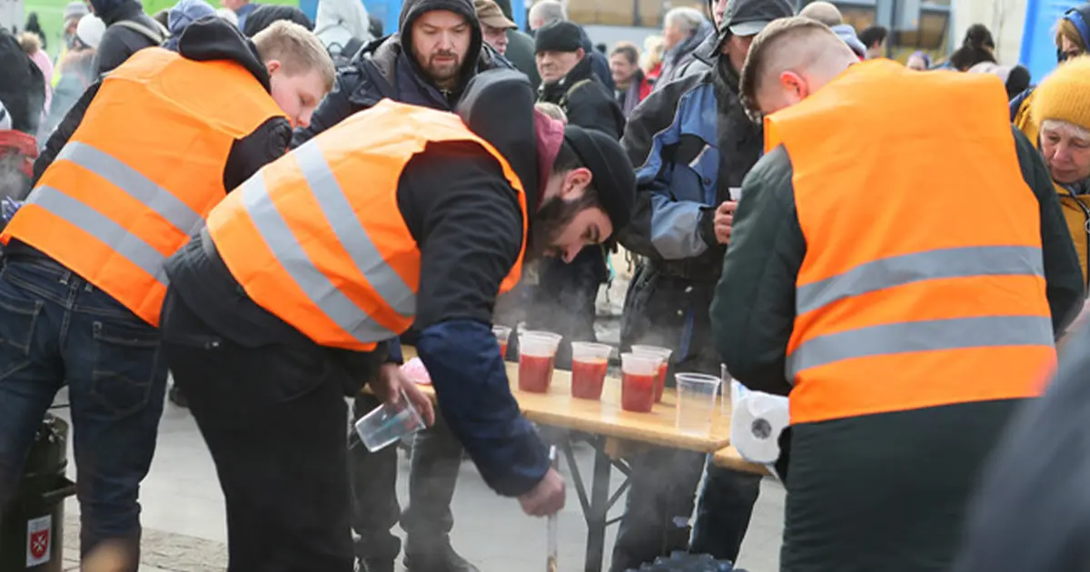 довіра до волонтерських організацій