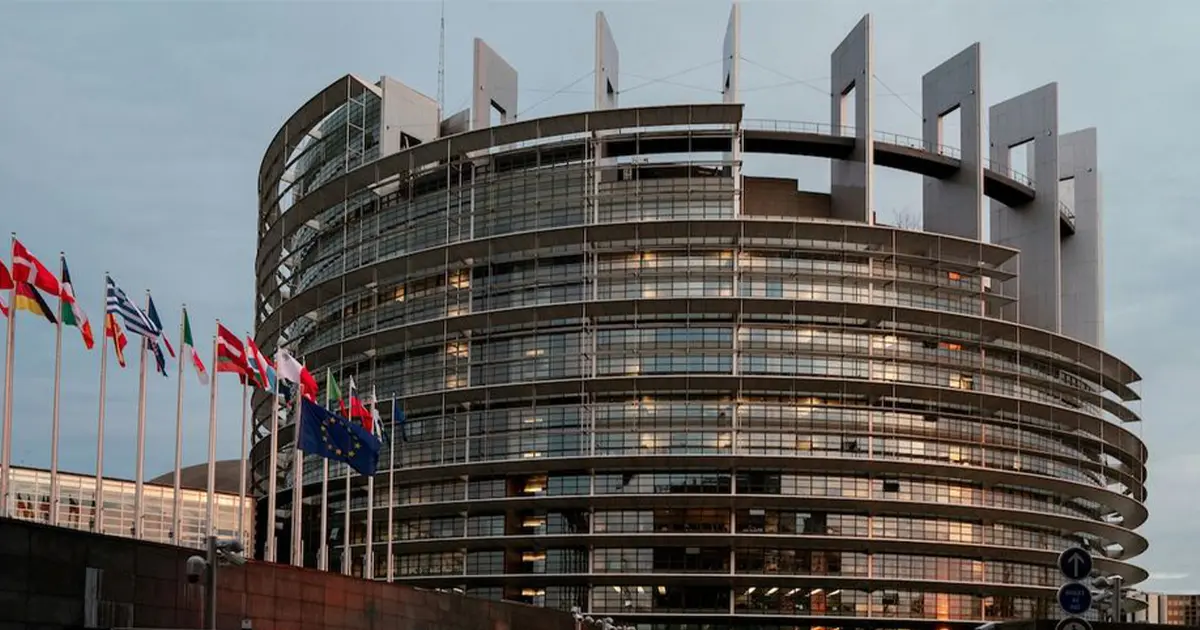 Сурогатне материнство