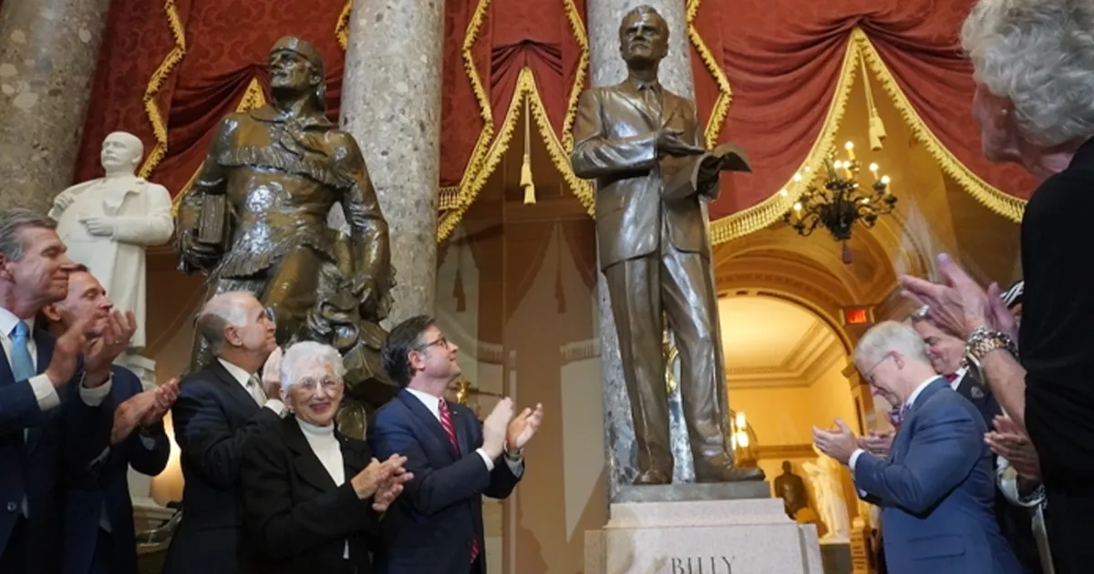 Статуя Біллі Грема