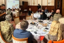 сімейний молитовний сніданок