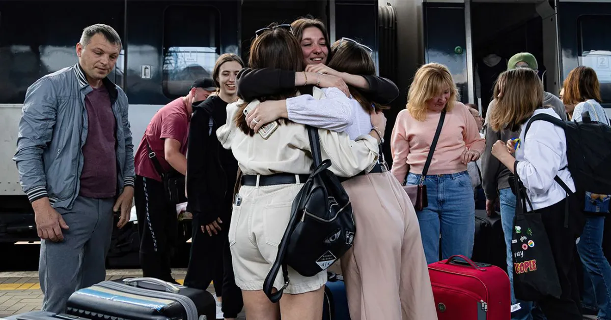 повернення біженців в Україну