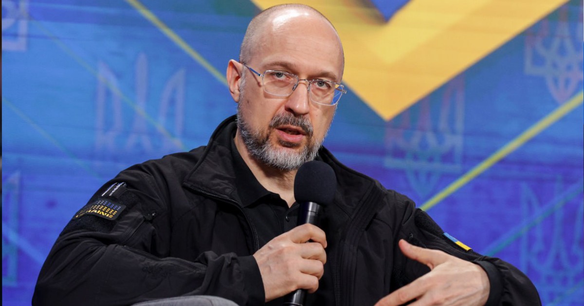 воюй або працюй