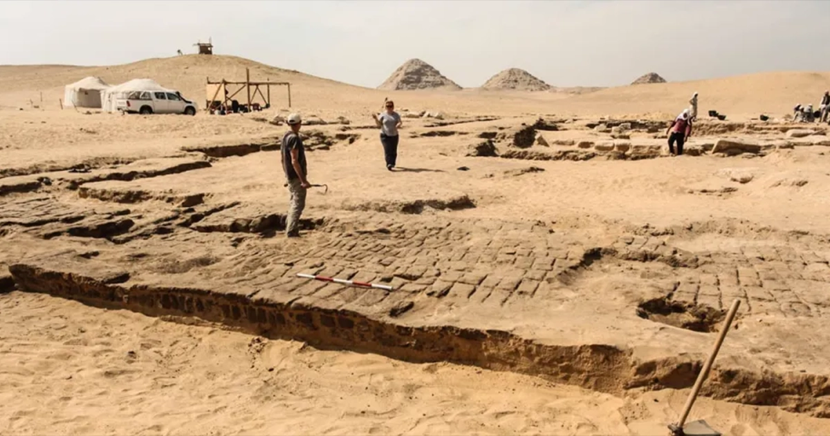 меч Рамсеса ІІ Вихід