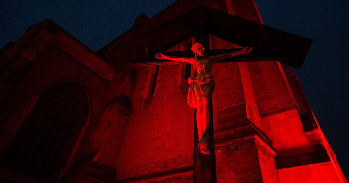 #RedWednesday кампанія