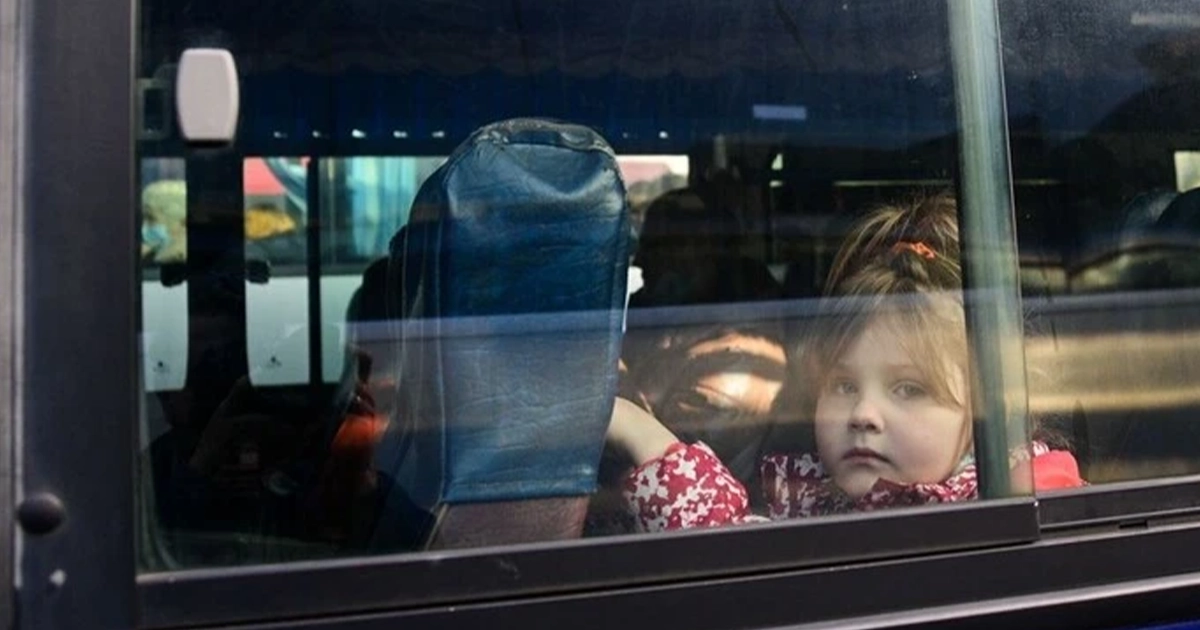 примусове усиновлення