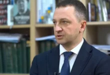 уповільнення українізації