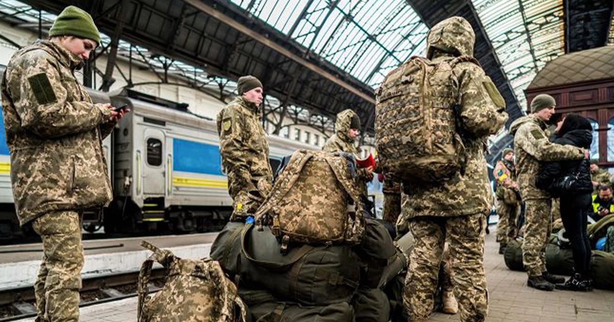продовження воєнного стану в Україні