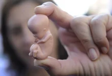 Дослідження показує, що жінки після аборту вдвічі частіше намагаються вчинити самогубство