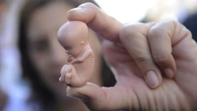 Дослідження показує, що жінки після аборту вдвічі частіше намагаються вчинити самогубство