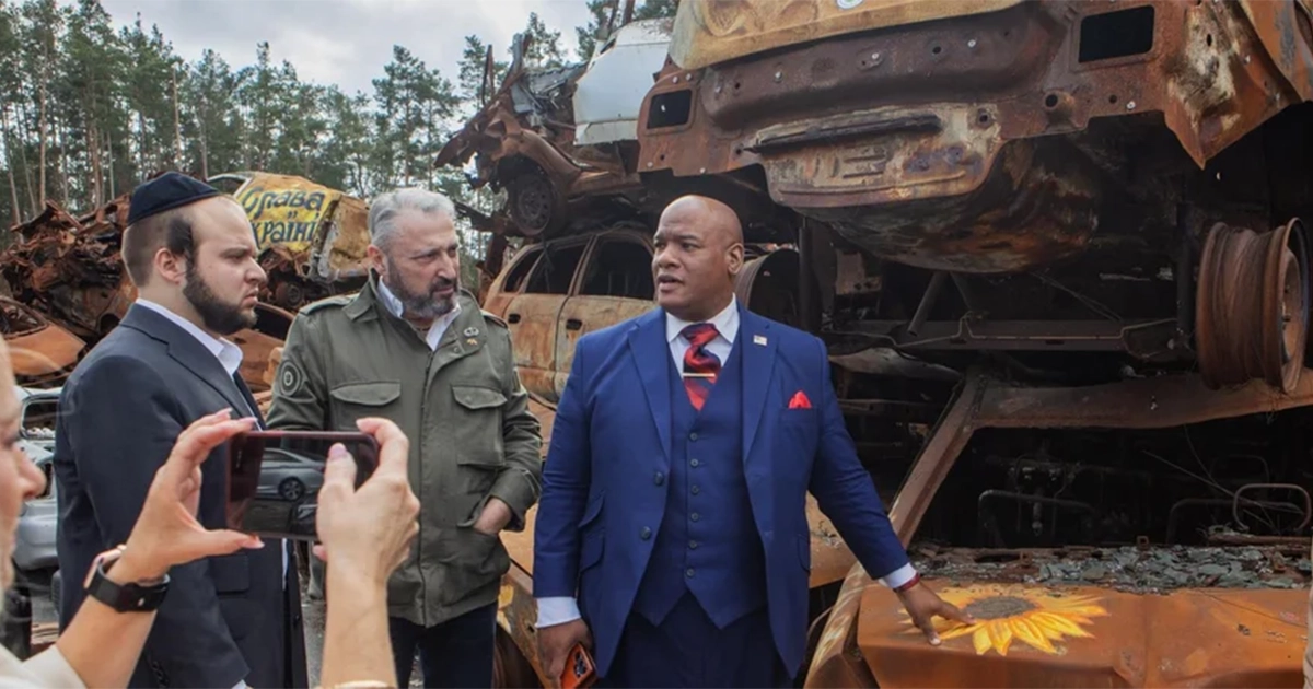 Марк Бернс Буча