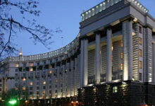 Держслужбовці України отримуватимуть надбавку за знання англійської мови