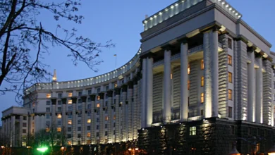 Держслужбовці України отримуватимуть надбавку за знання англійської мови