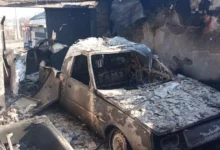 Знищений автомобіль волонтерів після атаки російського дрона на Херсонщині