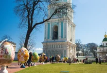 Християни святкують Пасху разом у 2025 році.