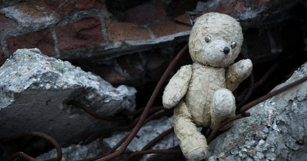 Переклад статті про долю викрадених Росією українських дітей та необхідність їхнього повернення.