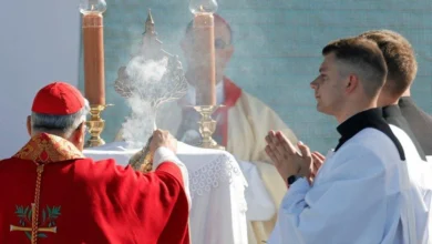 Польський священник у сутані