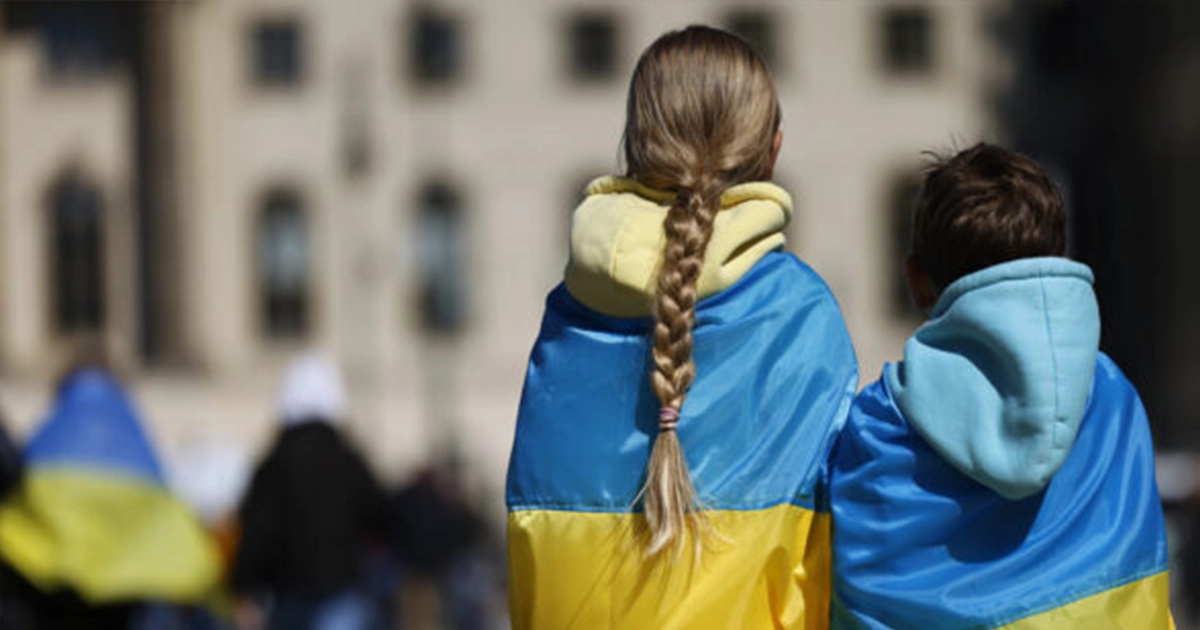 Повернені з окупації українські підлітки у безпеці