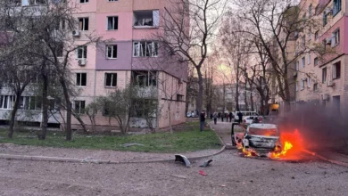 Наслідки ракетного удару по житловому мікрорайону в Кривому Розі 4 квітня