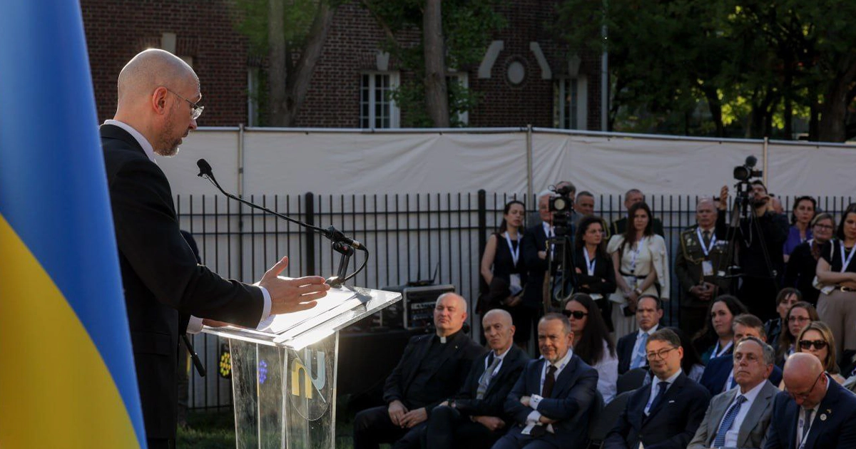 Прем’єр-міністр Шмигаль виступає у Вашингтоні з промовою про жертви серед мирного населення