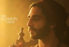 Люк Дім’ян у ролі царя Соломона — кадр із фільму «The Solomon Saga»