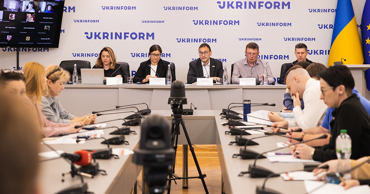 Українські школярі палять електронні сигарети — нове дослідження