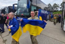 військові після повернення з полону