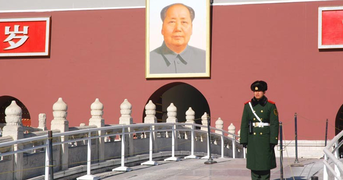 Китайська церква змушена співати пісні про комунізм