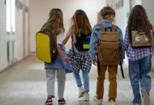 Зменшення кількості школярів в Україні через війну та еміграцію