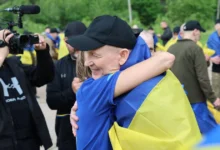 Звільнені з російського полону українські військові