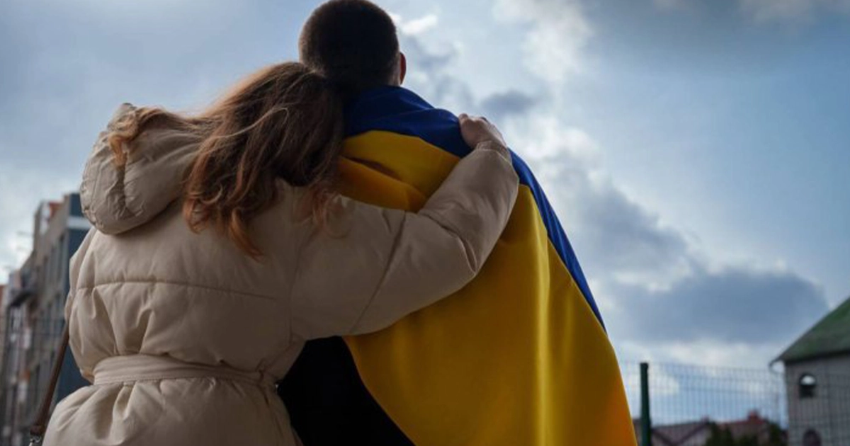 країнські діти, врятовані з окупації, повертаються додому