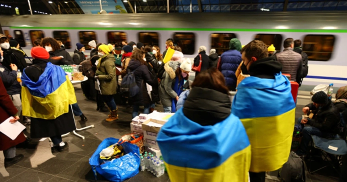 повернення українських біженців додому