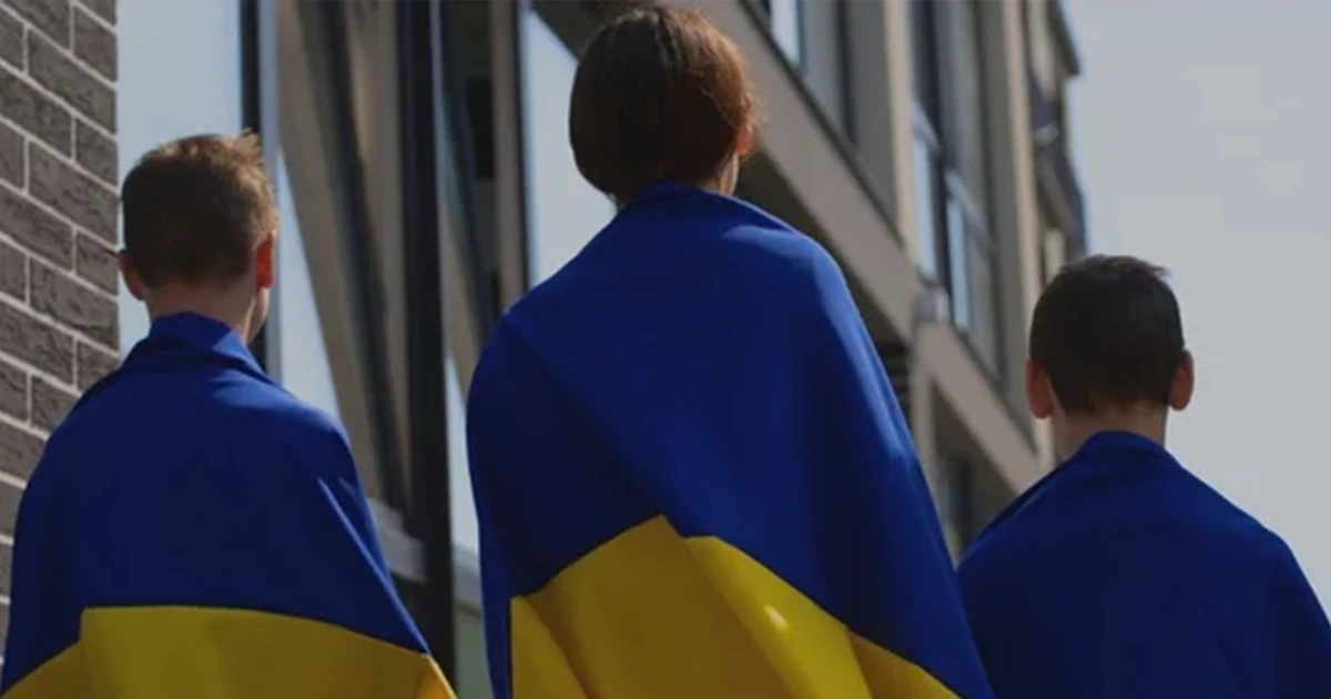 Троє українських підлітків повернулися з окупації додому