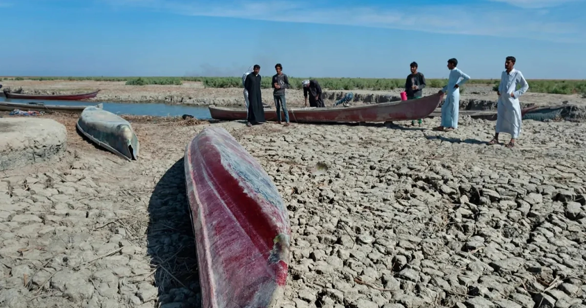 Висохле русло річки Євфрат — наслідки кліматичної кризи